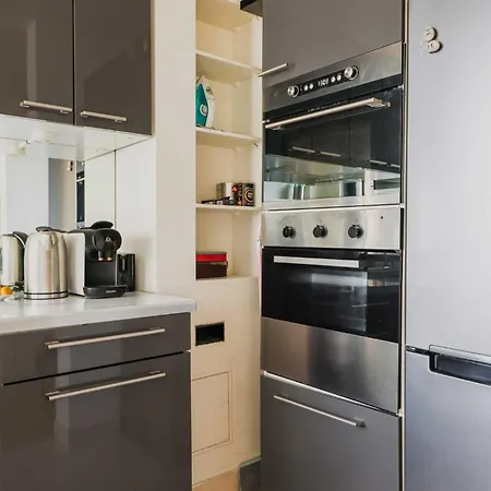 Modern -1br-3p- Trocadero פריז